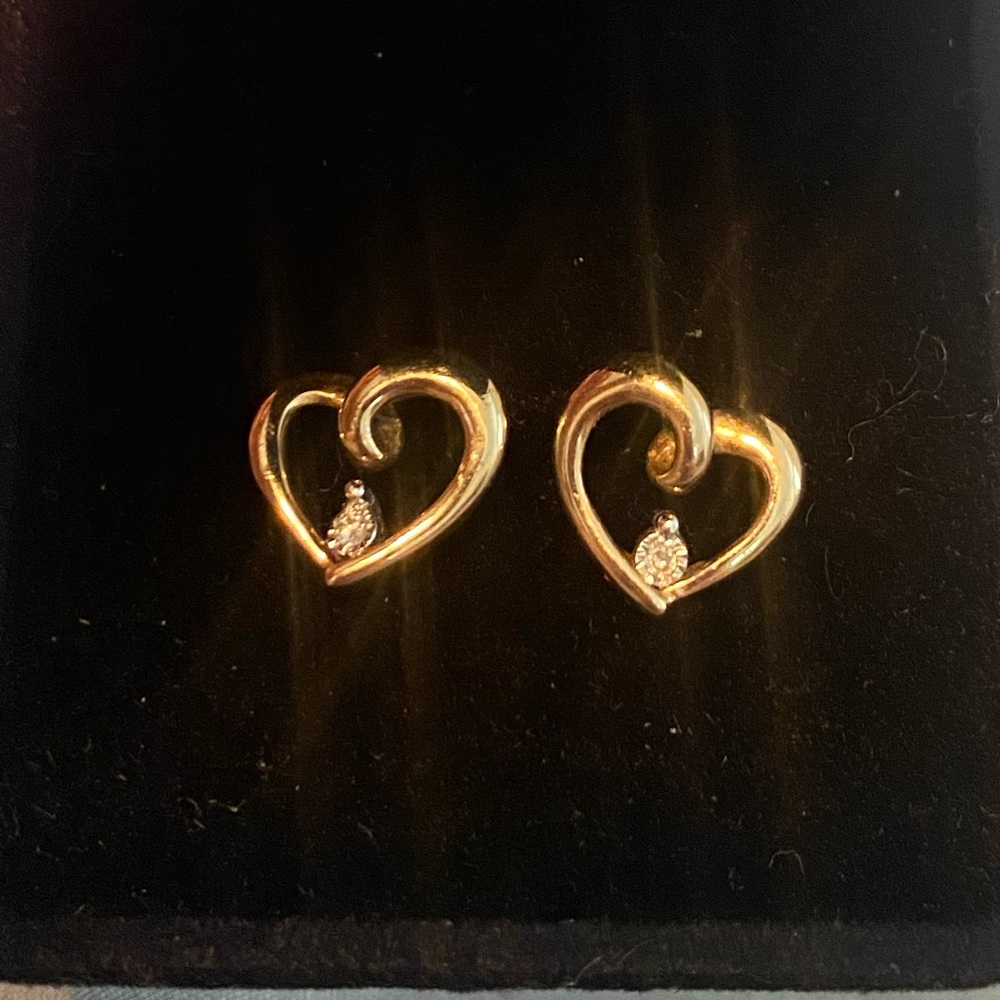 Kay Jeweler’s 10k Gold Heart Diamond Stud Earrings